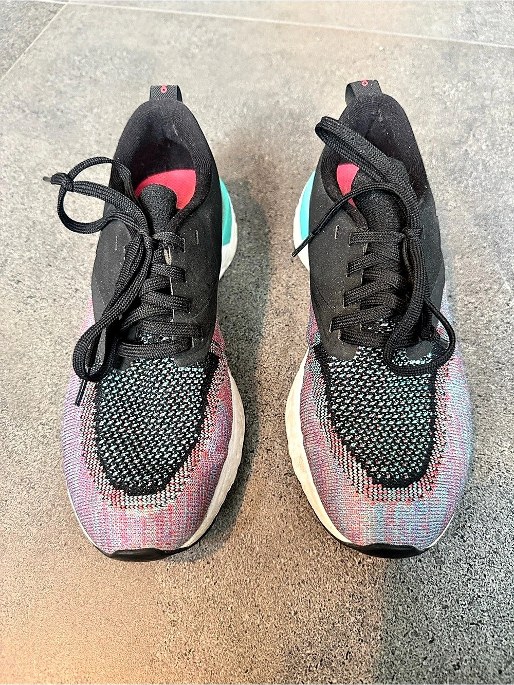 Nike Odyssey React Flyknit 2 Athletic Shoes Black & Pink US 7